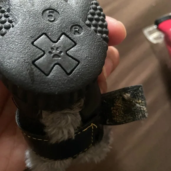 Blue Dog Leash with Black Dog Boots - Unbranded - Picture 8 of 9